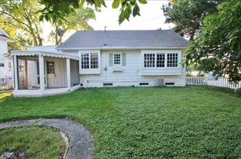 605 Clay St, Green Bay, WI 54301-3414