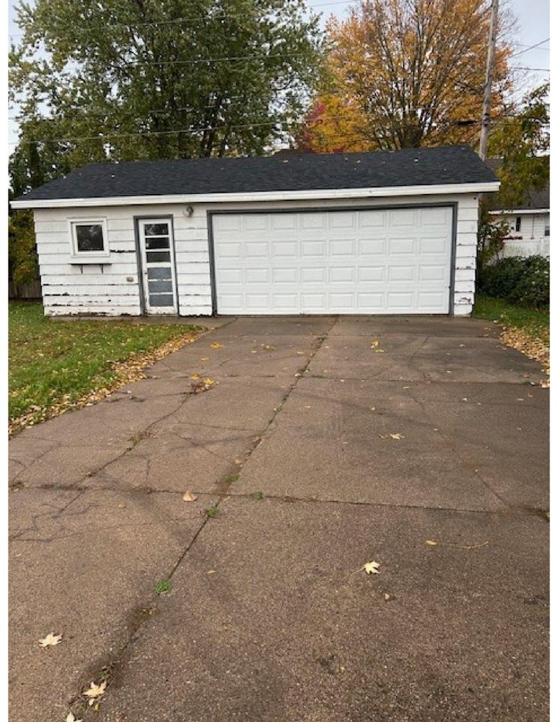 130 Andrews St, Shawano, WI 54166