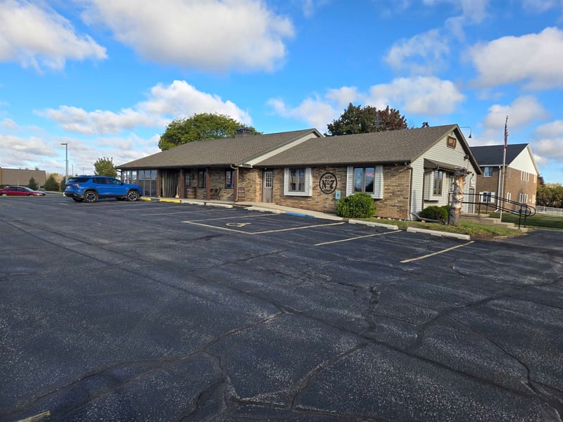 121 10th St, De Pere, WI 54115-1443