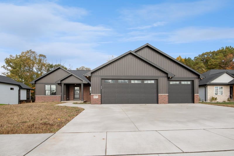 3275 Evening Star Dr, Green Bay, WI 54311