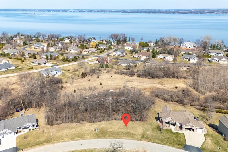 Stonegate Dr #87, Oshkosh, WI 54904-0000