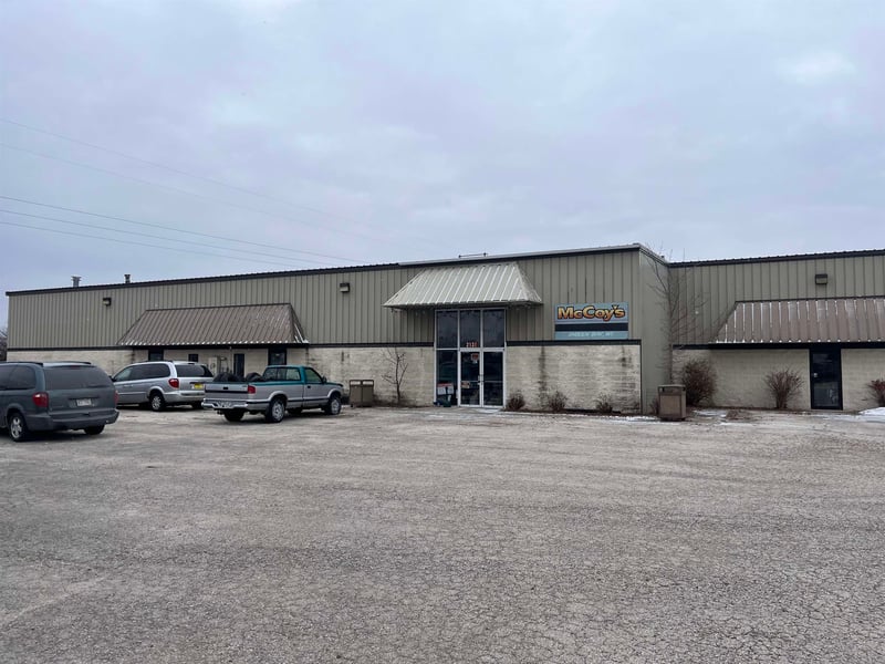 2728 Manitowoc Rd, Green Bay, WI 54311-6630