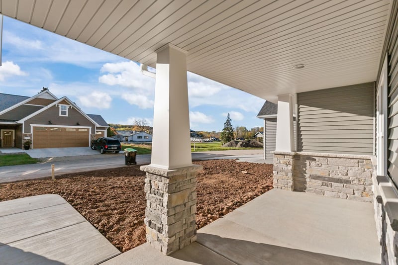 W5002 Cottage Ln, Sherwood, WI 54169-1302