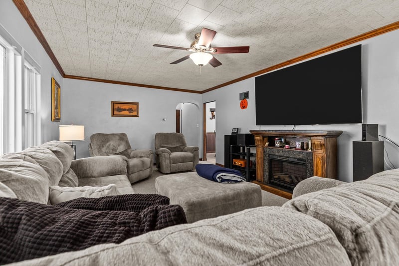 418 Stevens Ct, Oshkosh, WI 54901-5348