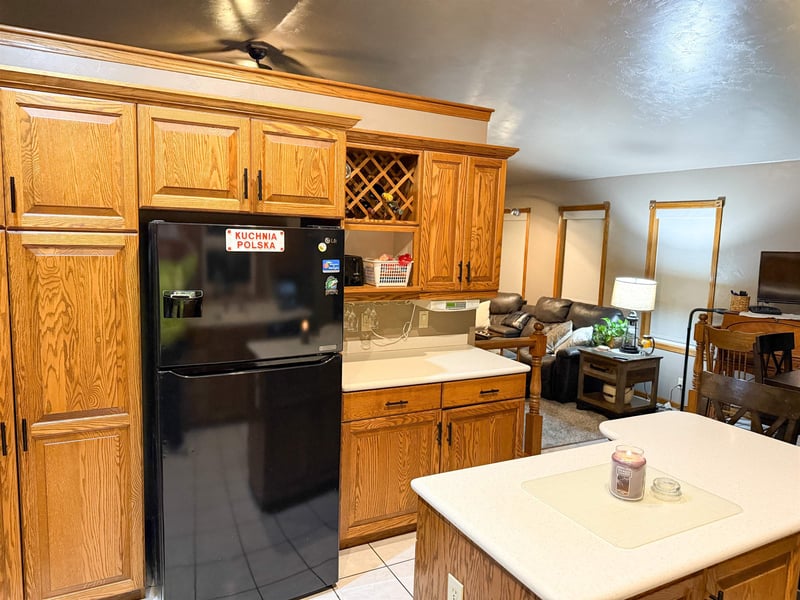 702 Carol Ln, Pulaski, WI 54162-9433