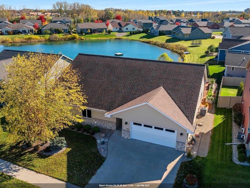 3341 Mockingbird Way, Oshkosh, WI 54904-7339