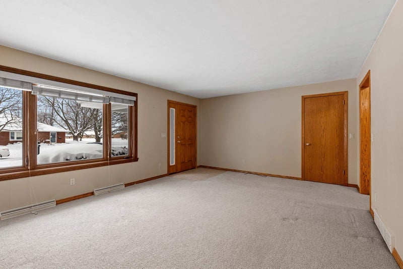 2405 Erb St, Appleton, WI 54911