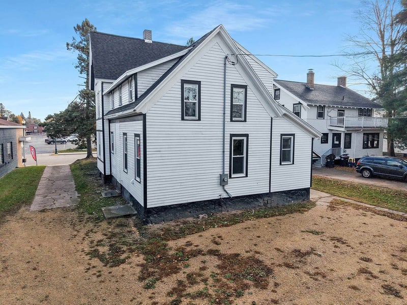 331 Main St, Shawano, WI 54166