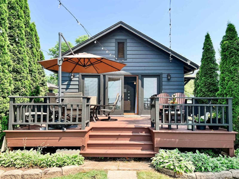 2927 Sunset Point Ln, Oshkosh, WI 54904-1008