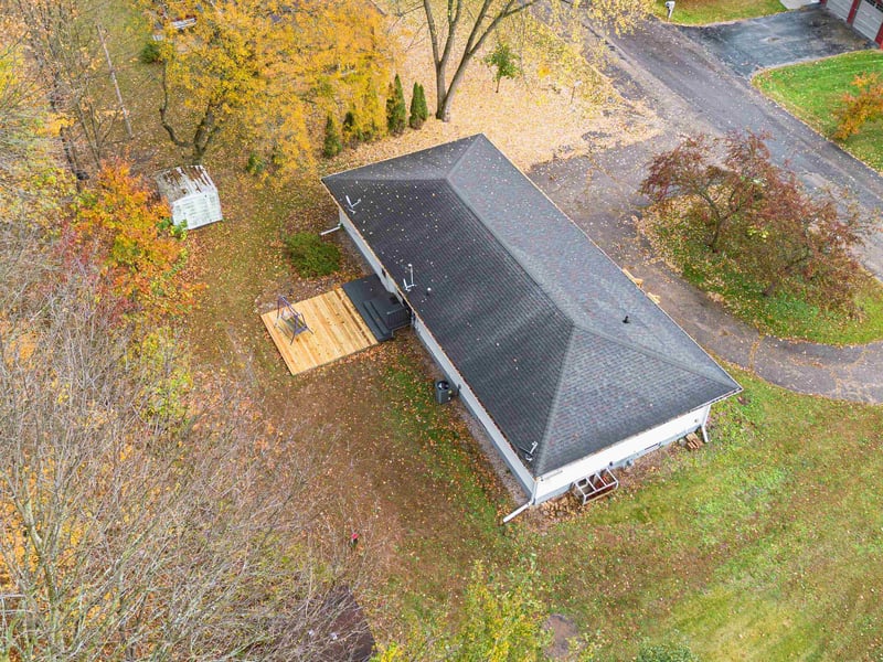 W12792 Uecker St, Caroline, WI 54928-9633