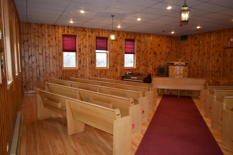 5265 Linden St, Laona, WI 54541