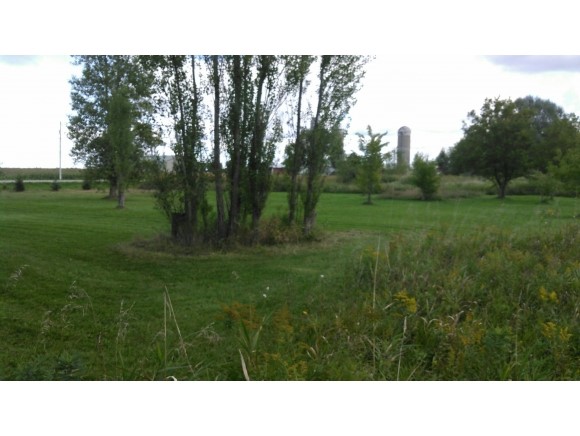 Hwy F #2, New London, WI 54922-9714