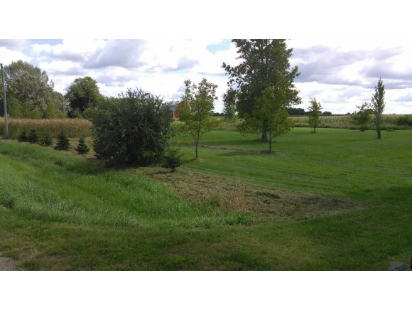 Hwy F #2, New London, WI 54922-9714
