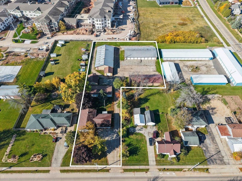 830 Railroad St, Kimberly, WI 54136