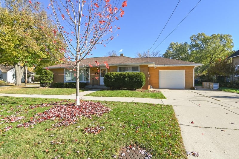 905 Irwin Ave, Green Bay, WI 54301