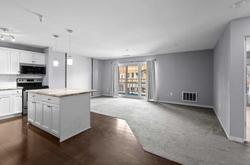 118 Washington St #226A, Green Bay, WI 54301