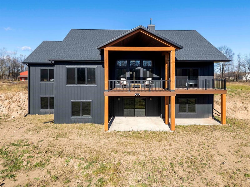 3701 Delcore Rd, Oconto, WI 54153