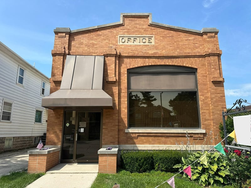 1828 Wisconsin Ave, New Holstein, WI 53061
