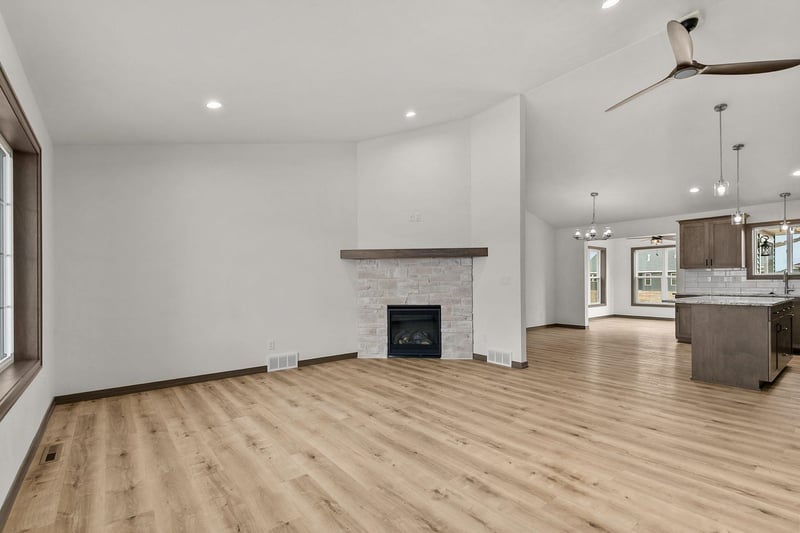 N9254 Homestead Ln, Appleton, WI 54915
