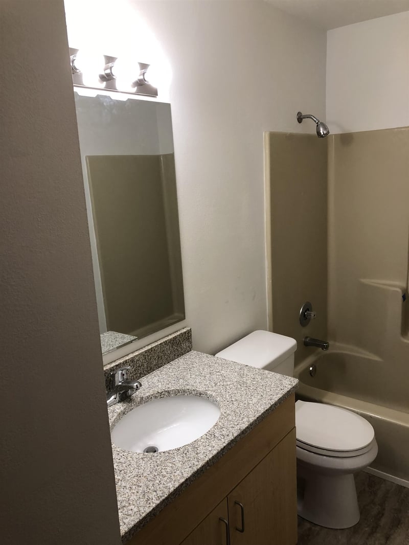 1735 Maricopa Dr #C, Oshkosh, WI 54904