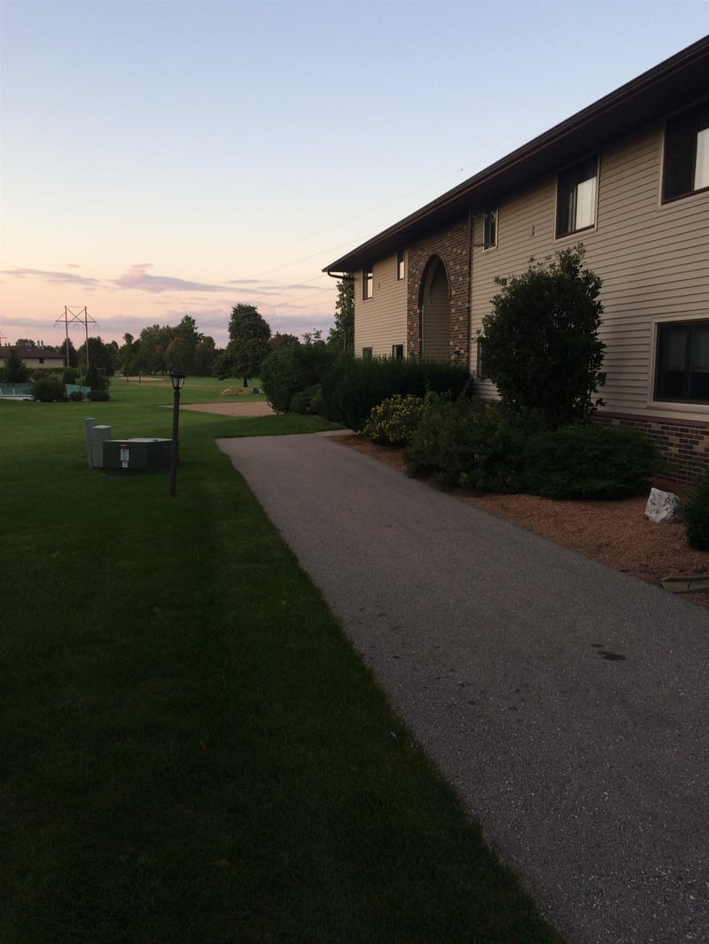 1735 Maricopa Dr #C, Oshkosh, WI 54904