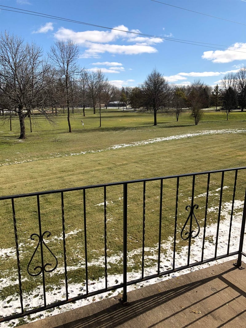 1735 Maricopa Dr #C, Oshkosh, WI 54904