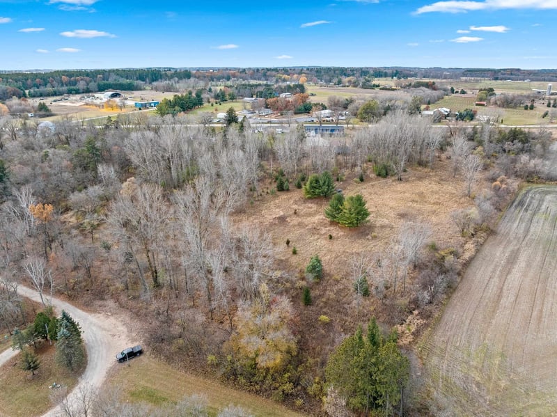 W9566 County Rd Jj, Hortonville, WI 54944