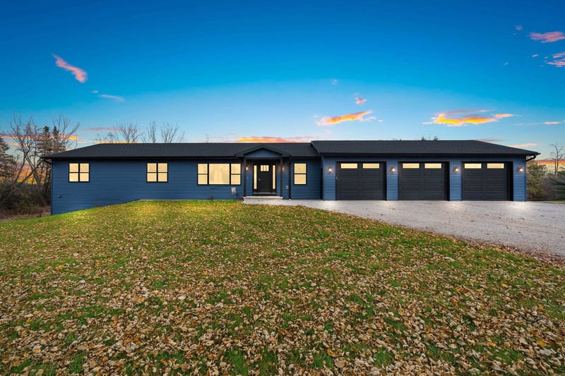 W9566 County Rd Jj, Hortonville, WI 54944