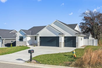 1104 Bay Mist Dr, Green Bay, WI 54311-2714