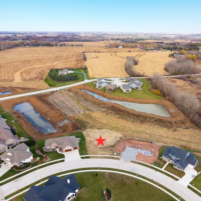 6658 Headwall Cir, Appleton, WI 54913-8723