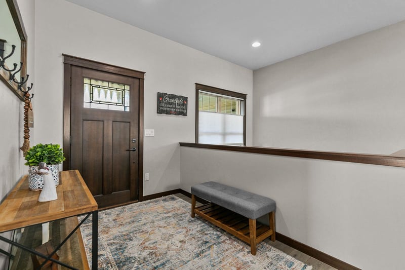 2712 Fallen Oak Dr, Appleton, WI 54913