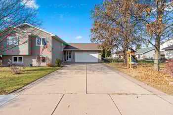 3481 Eichstadt Rd, Oshkosh, WI 54901