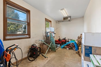 3481 Eichstadt Rd, Oshkosh, WI 54901