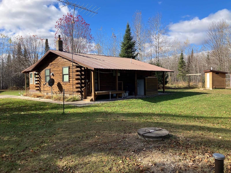 9162 Keith Siding Rd, Crandon, WI 54520