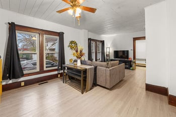 120 Bowen St, Oshkosh, WI 54901