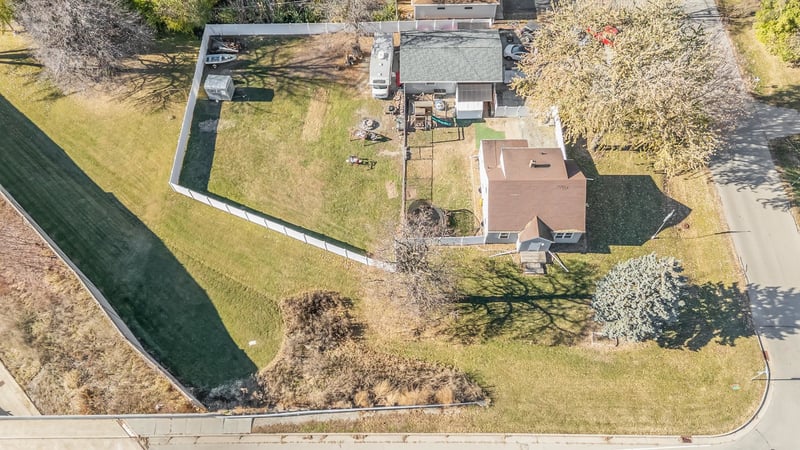 1338 Racine Rd, Menasha, WI 54952