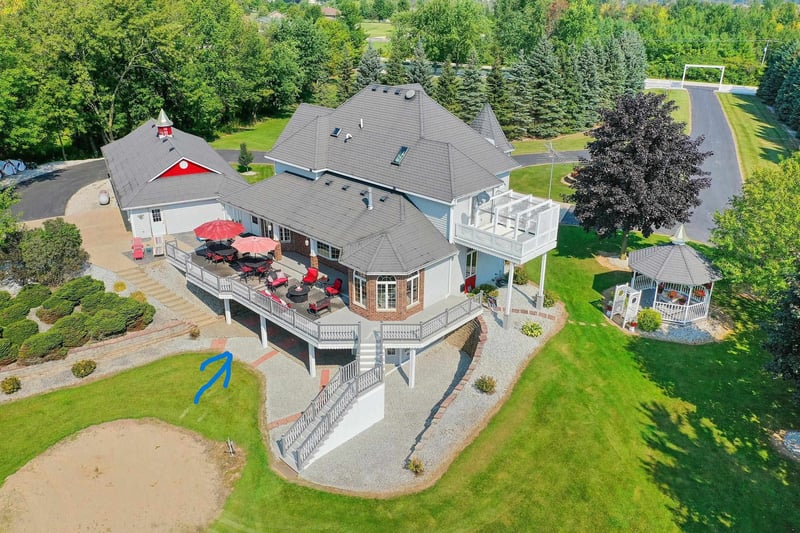4432 Mill Rd, Denmark, WI 54208-8645