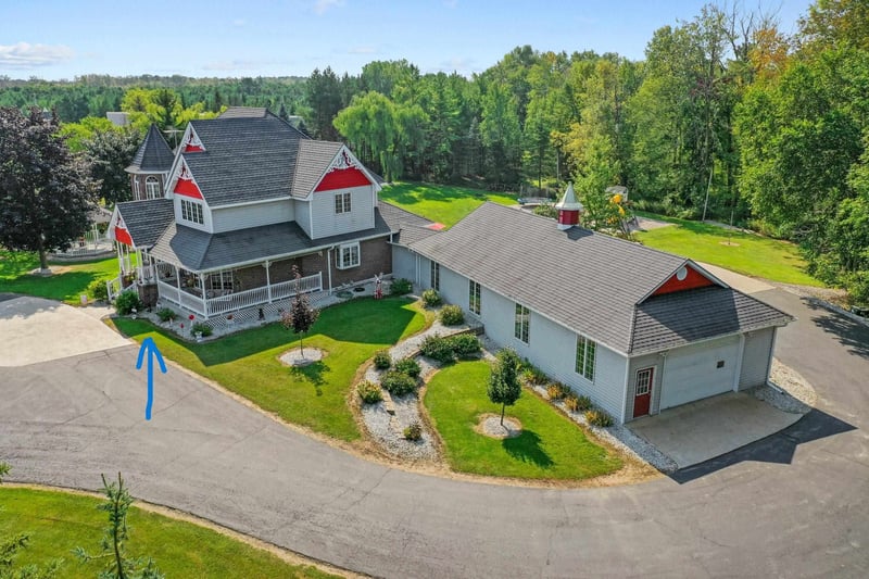 4432 Mill Rd, Denmark, WI 54208-8645