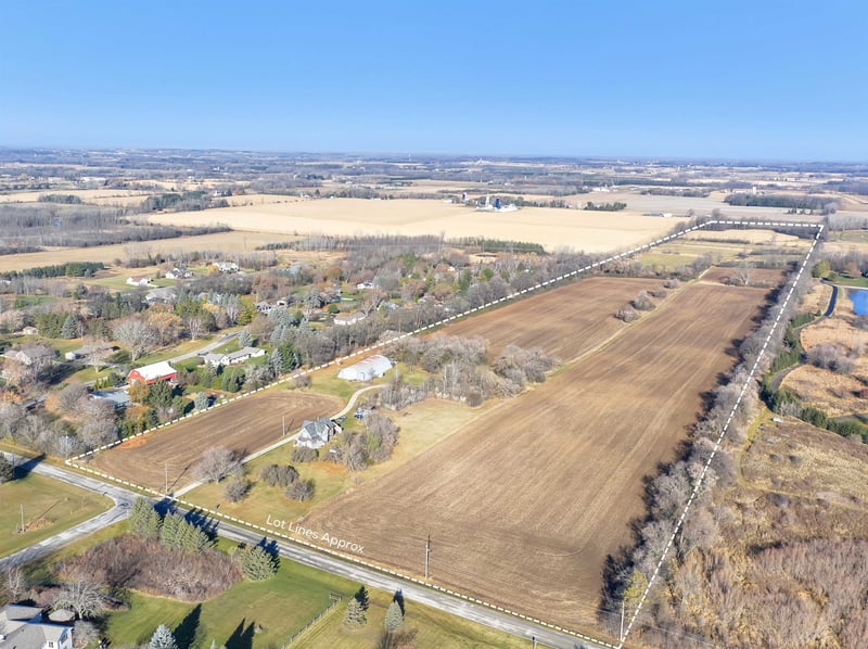 W5436 Quarry Rd, Appleton, WI 54913