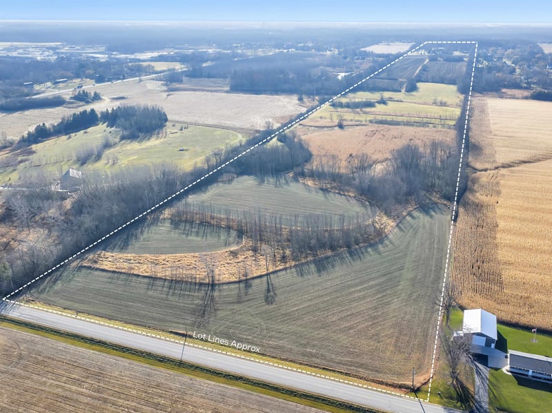 W5436 Quarry Rd, Appleton, WI 54913