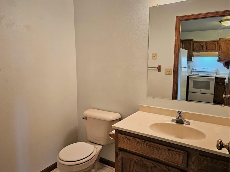 336 Wintergreen Dr, Omro, WI 54963