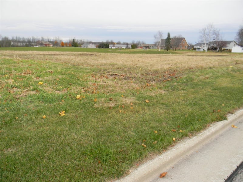 Navarino St #4, Algoma, WI 54201