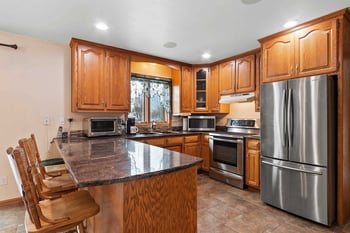 2640 Soman Ct, Green Bay, WI 54311