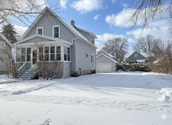 1313 Wisconsin St, Oshkosh, WI 54901-3677