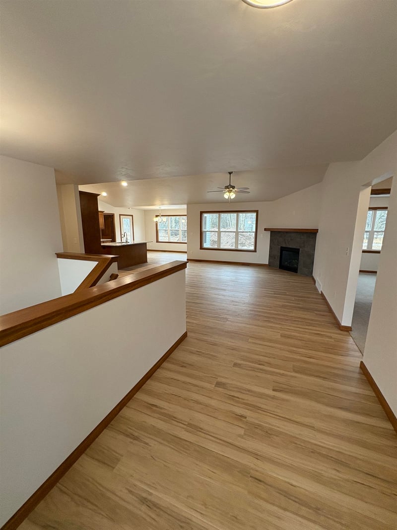 1711 Betty Jean Ln, Green Bay, WI 54313