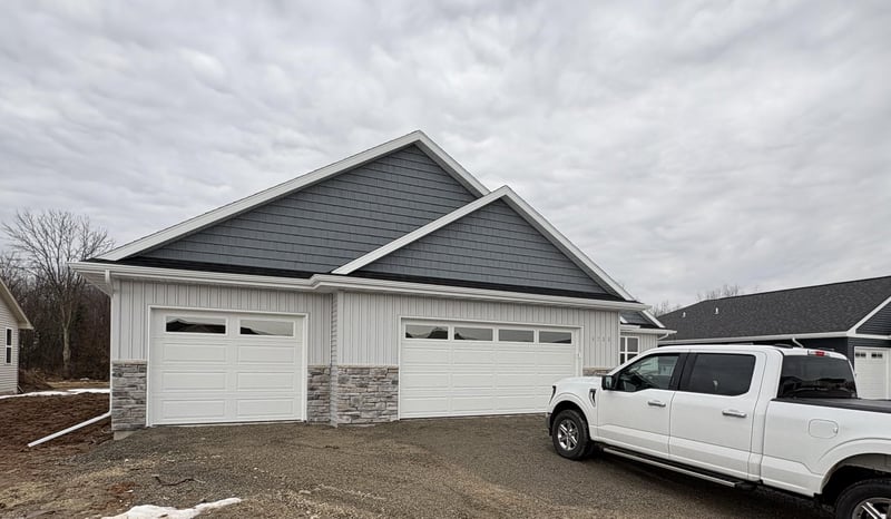 1711 Betty Jean Ln, Green Bay, WI 54313