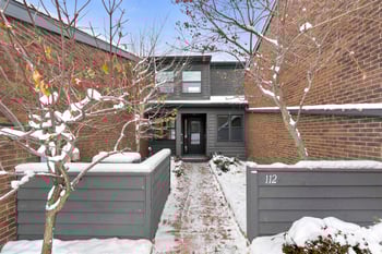 112 Webster Heights Dr, Green Bay, WI 54301