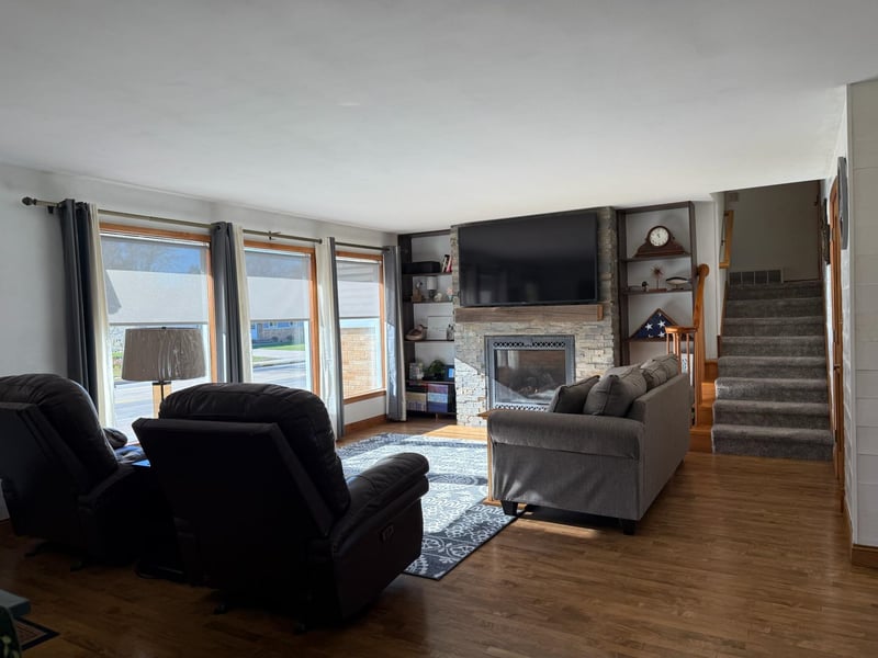 1430 9th Ave, Oshkosh, WI 54902-6210