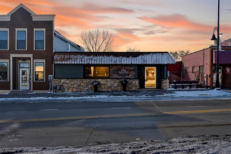 115 Wisconsin Ave, Kaukauna, WI 54130-2123