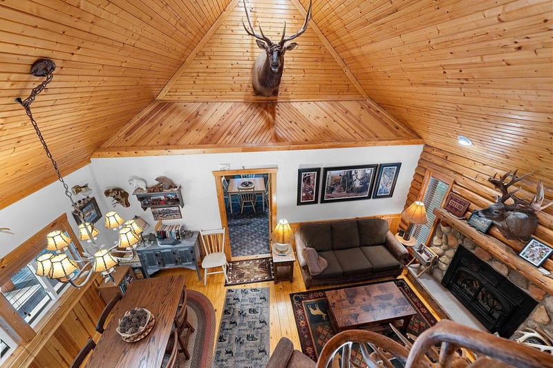 10014 Tank Ln, Pound, WI 54161